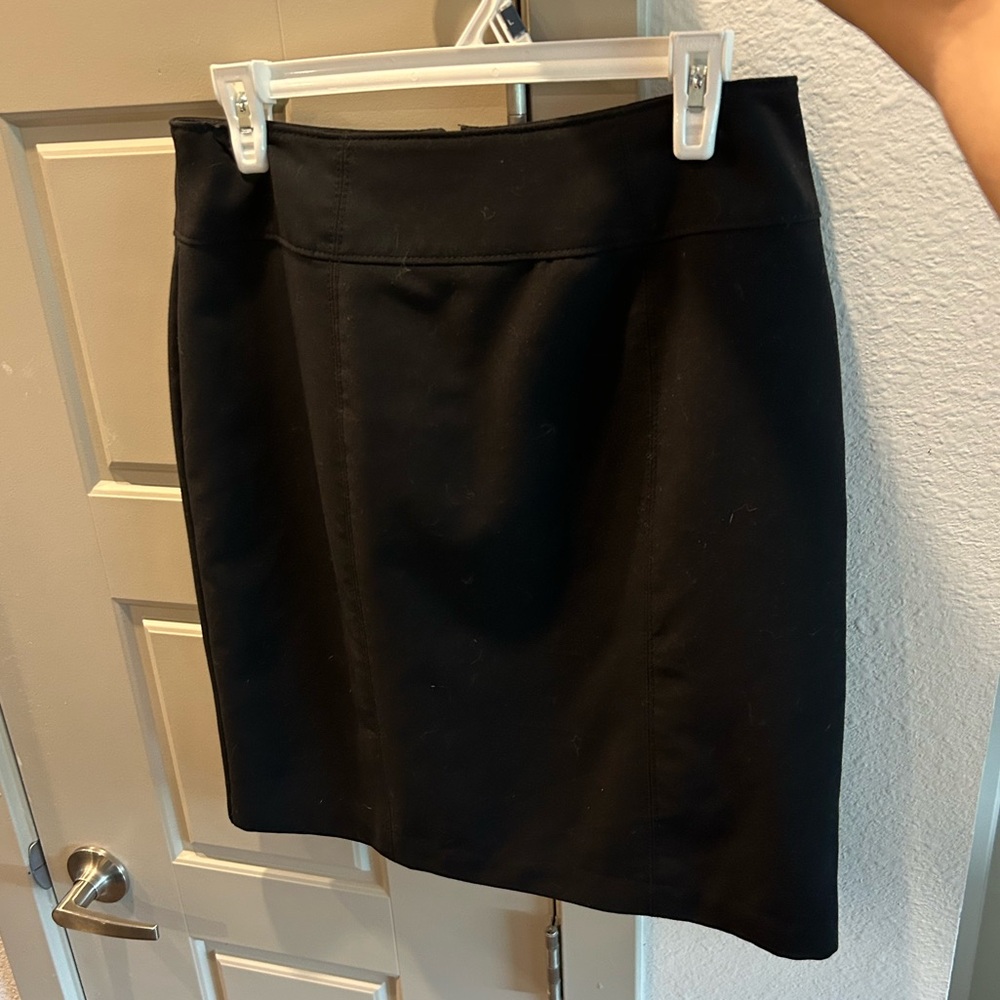 Black pencil skirt
